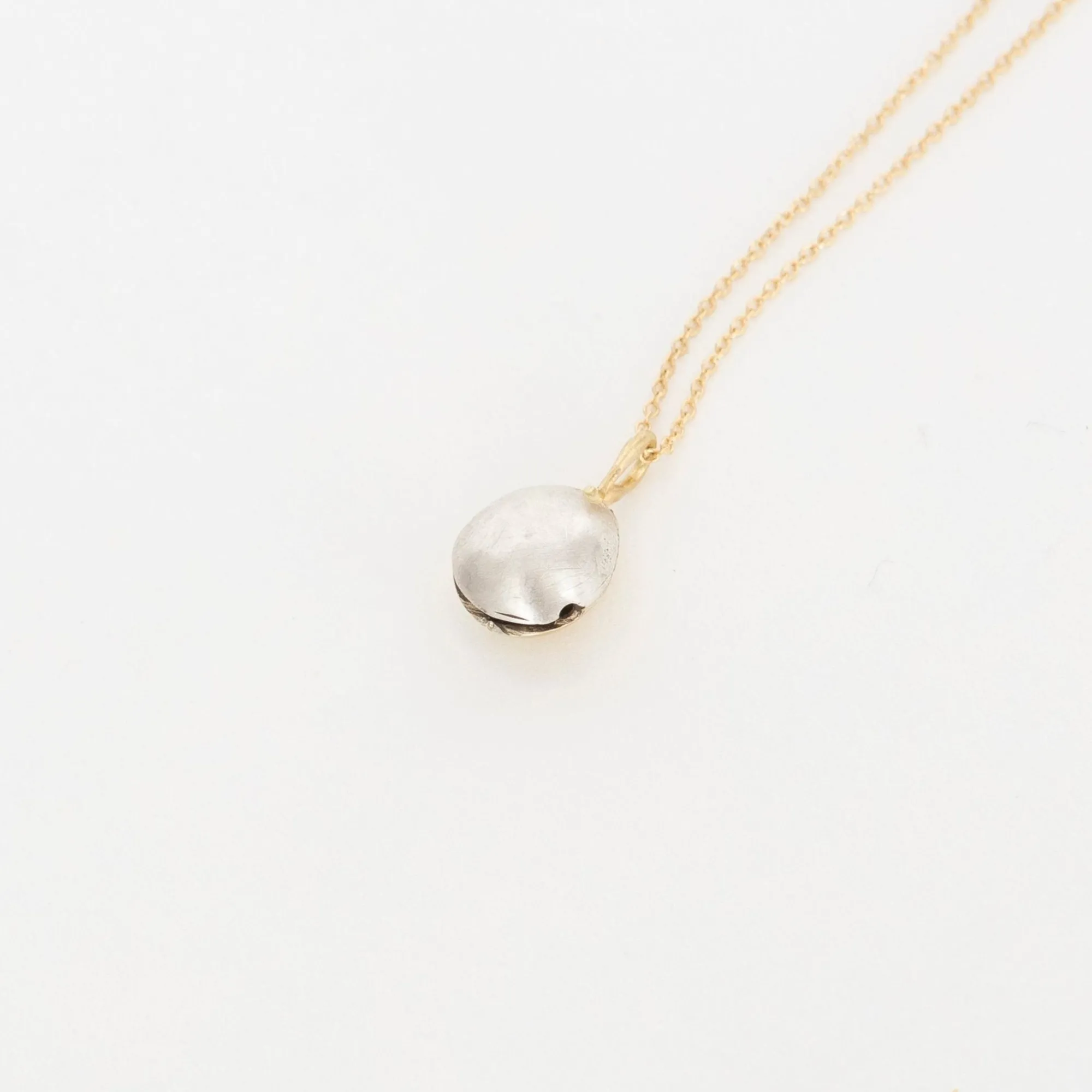Black Barc Jewelry*'Suzu Kanabun' Necklace