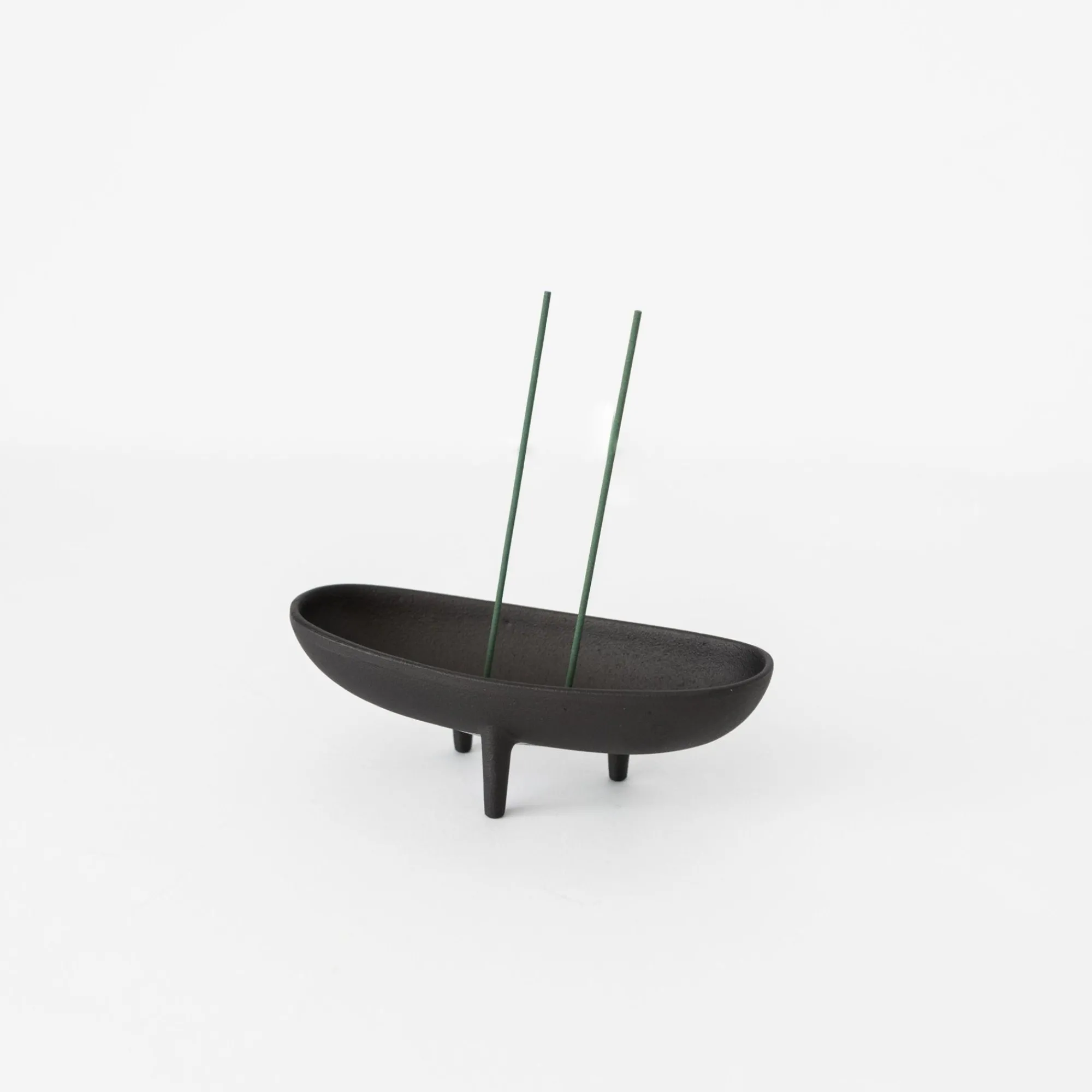 Miya Company Soaps & Scents*Cast Iron Incense Holder (Oval)