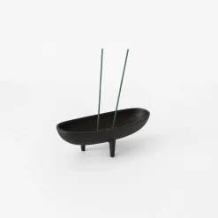 Miya Company Soaps & Scents*Cast Iron Incense Holder (Oval)