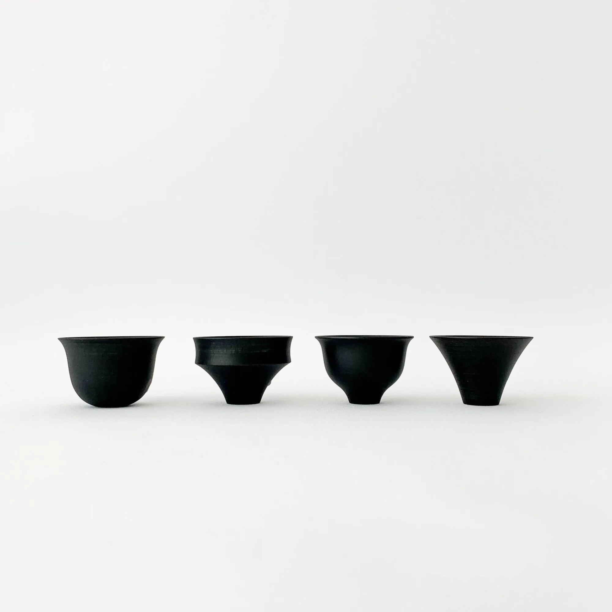 TORTOISE-yellow paper Gato Drinking*Gato Mikio Tohka Sake Cups