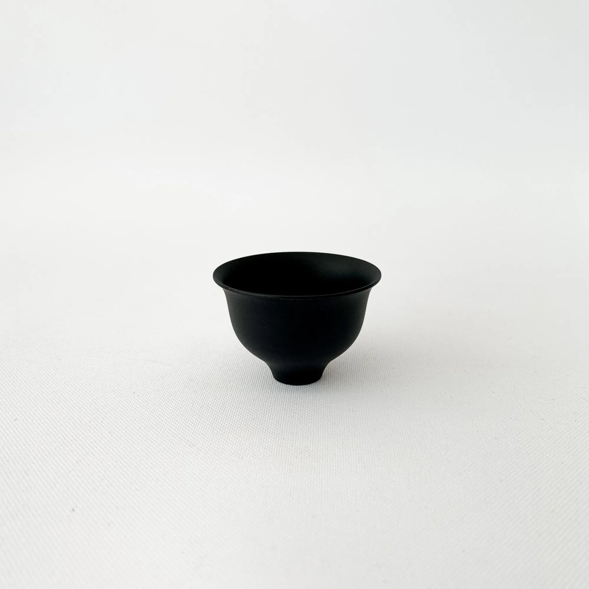 TORTOISE-yellow paper Gato Drinking*Gato Mikio Tohka Sake Cups