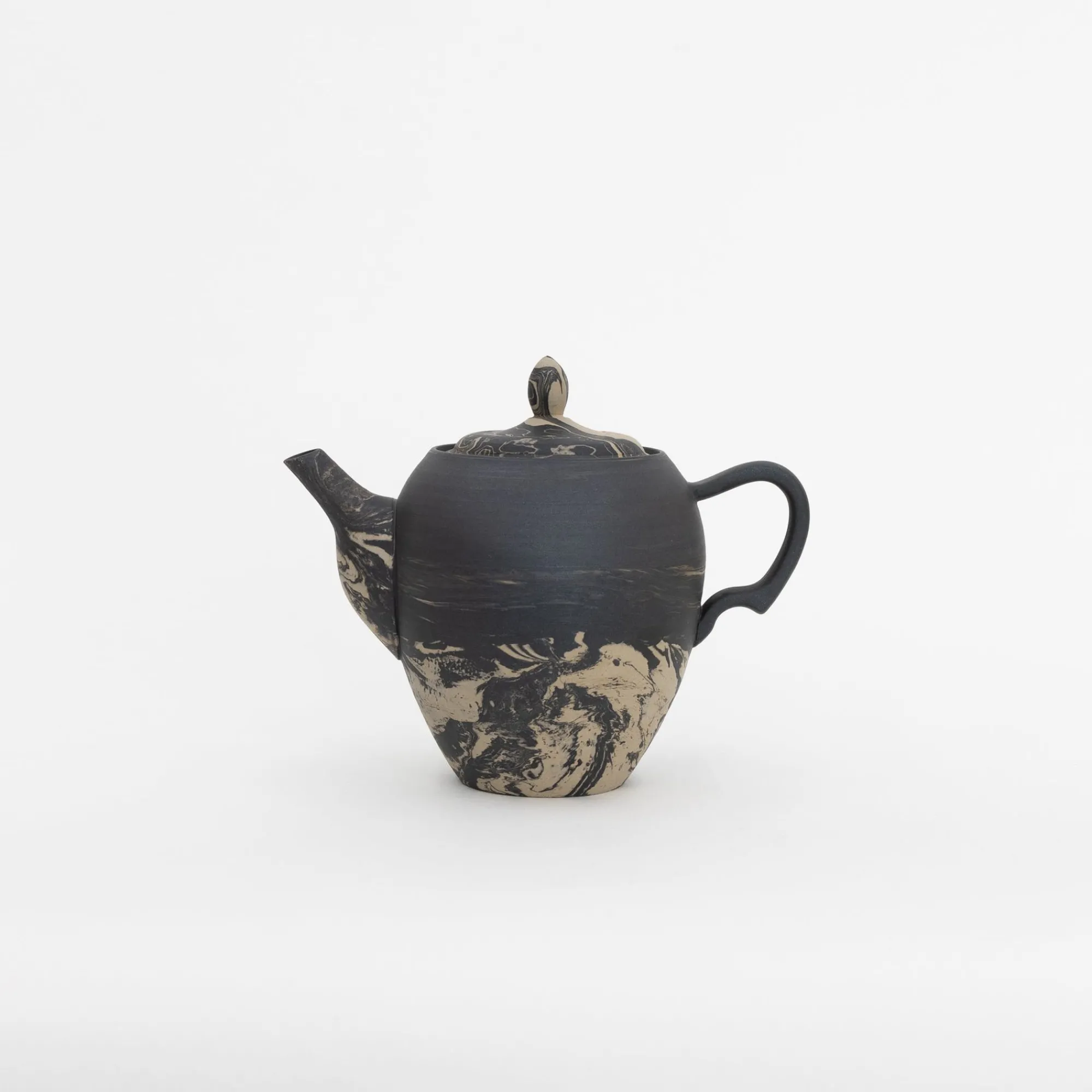 TORTOISE-yellow paper Gena Kuwan Drinking*Gena Kuwan Ceramic Teapot - Black