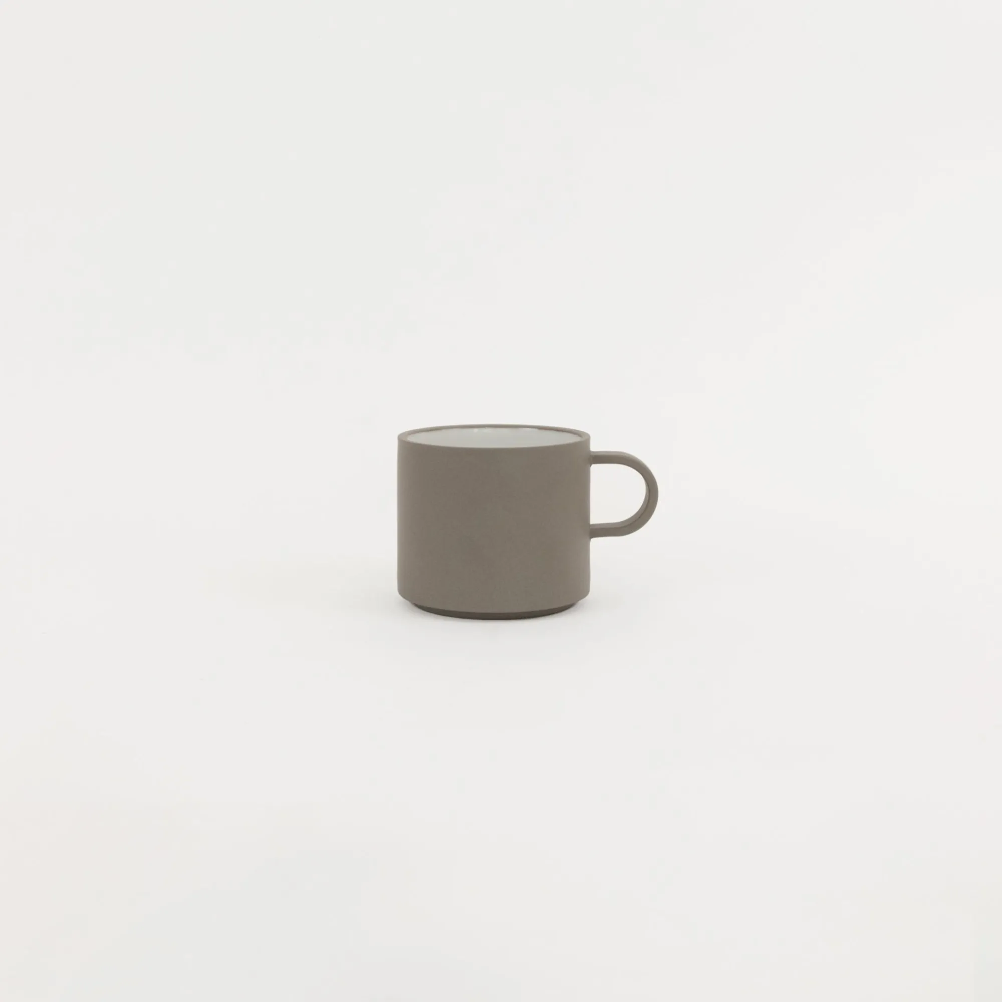 SAIKAI (Hasami) Mug*Haw119 - Mug Ash White Small O 3.3/8"