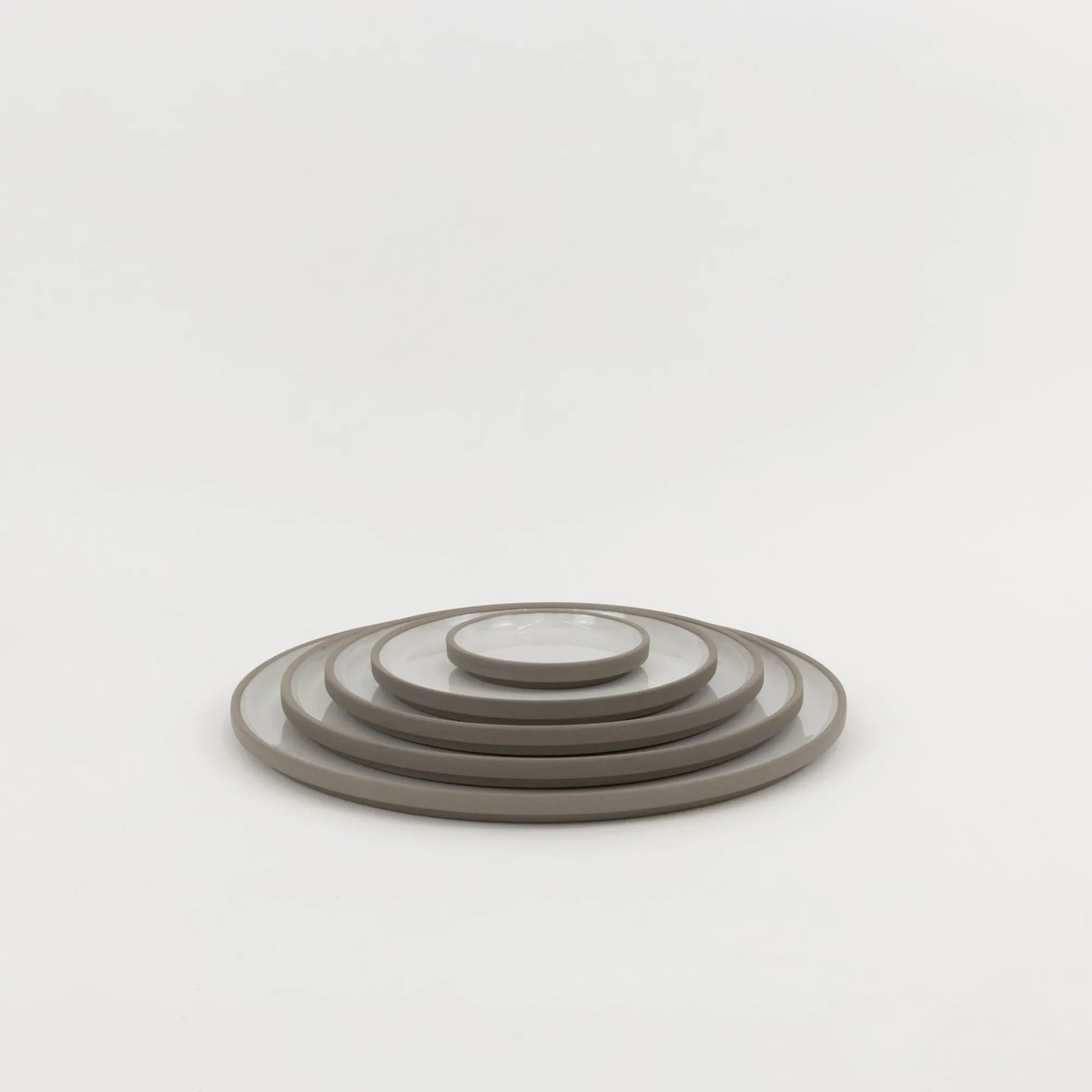 SAIKAI (Hasami) Plate / Lid*Haw105 - Plate / Lid Ash White O 10"