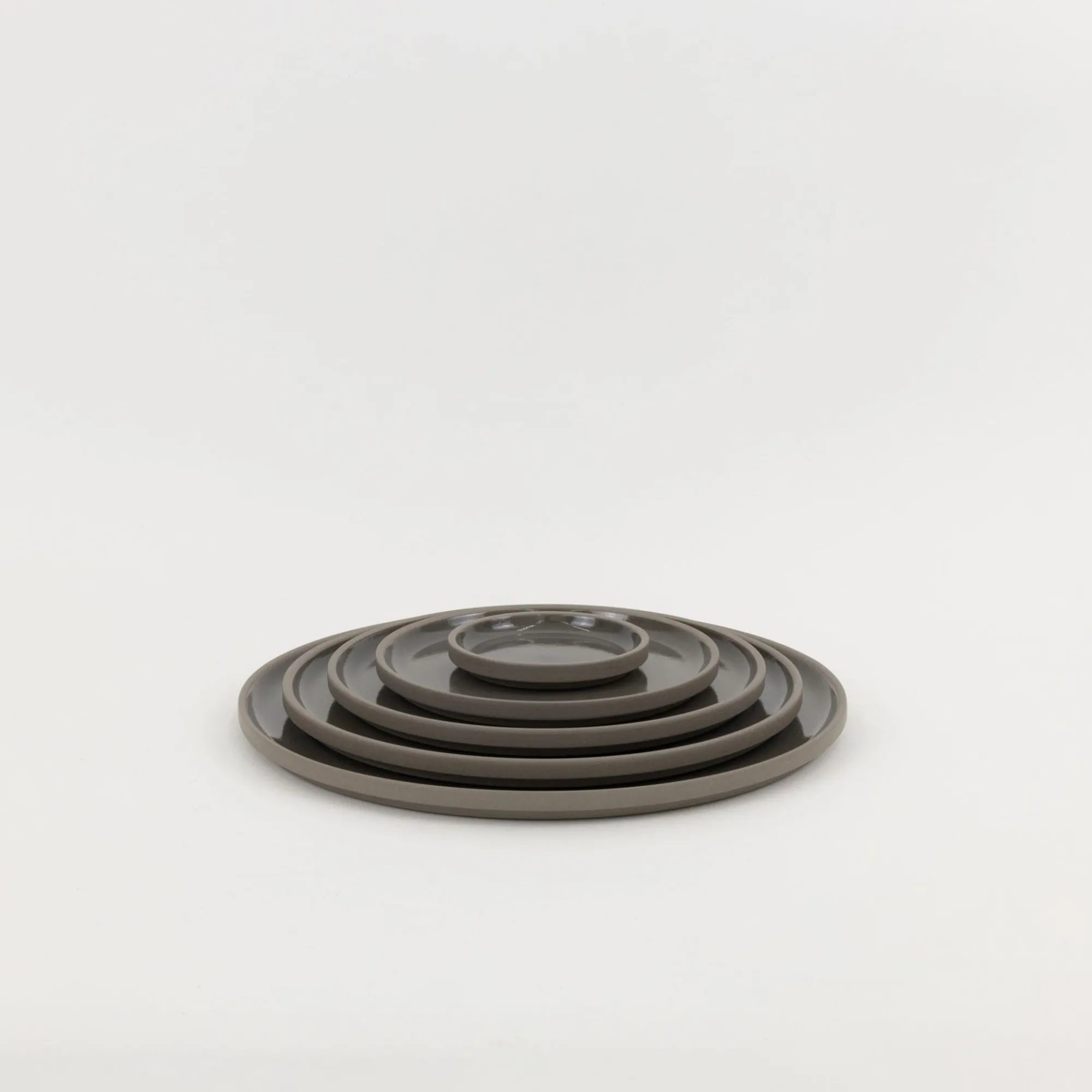 SAIKAI (Hasami) Plate / Lid*Hdg105 - Plate / Lid Dark Gray O 10"