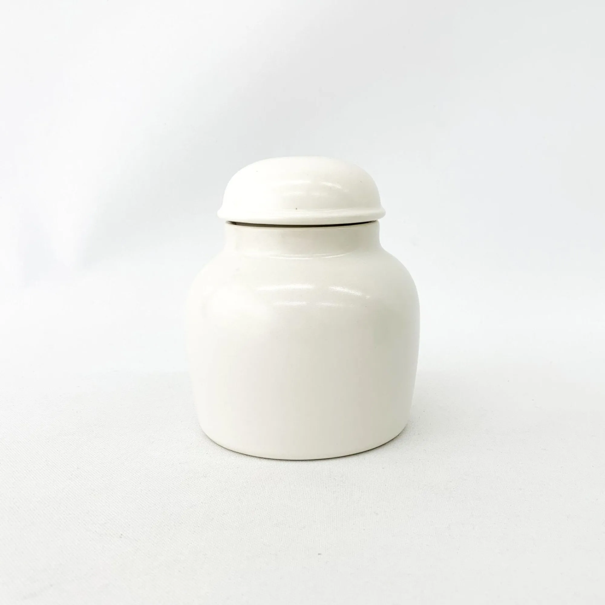 SAIKAI (special order) Storing*Herb Tea Canister