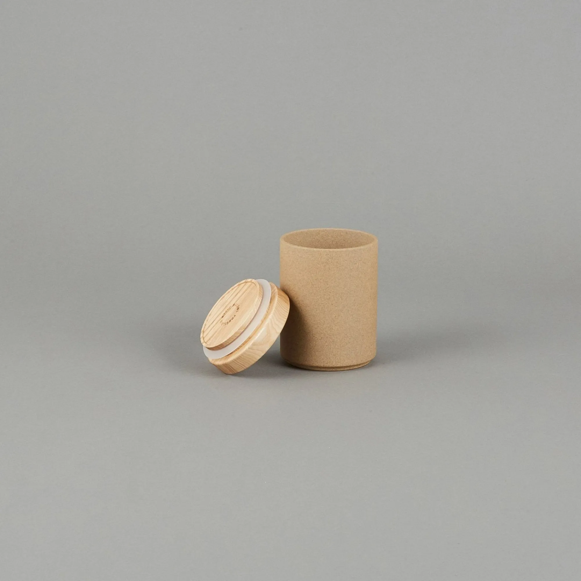 SAIKAI (Hasami) Bottle & Container*Hp038 - Container / Tumbler Natural O 3.3/8"