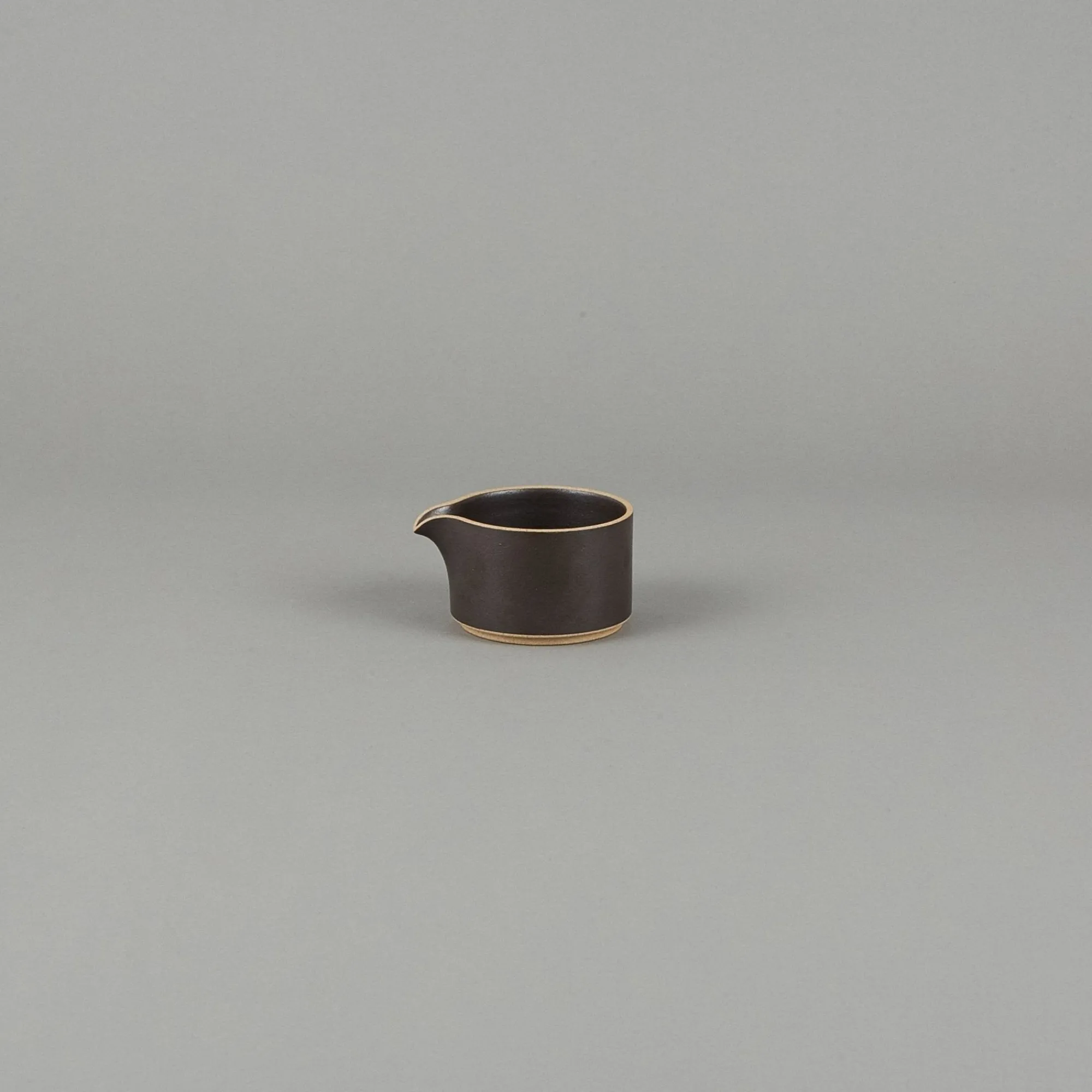 SAIKAI (Hasami) Coffee & Tea*Hpb028 - Creamer Black O 3.3/8"