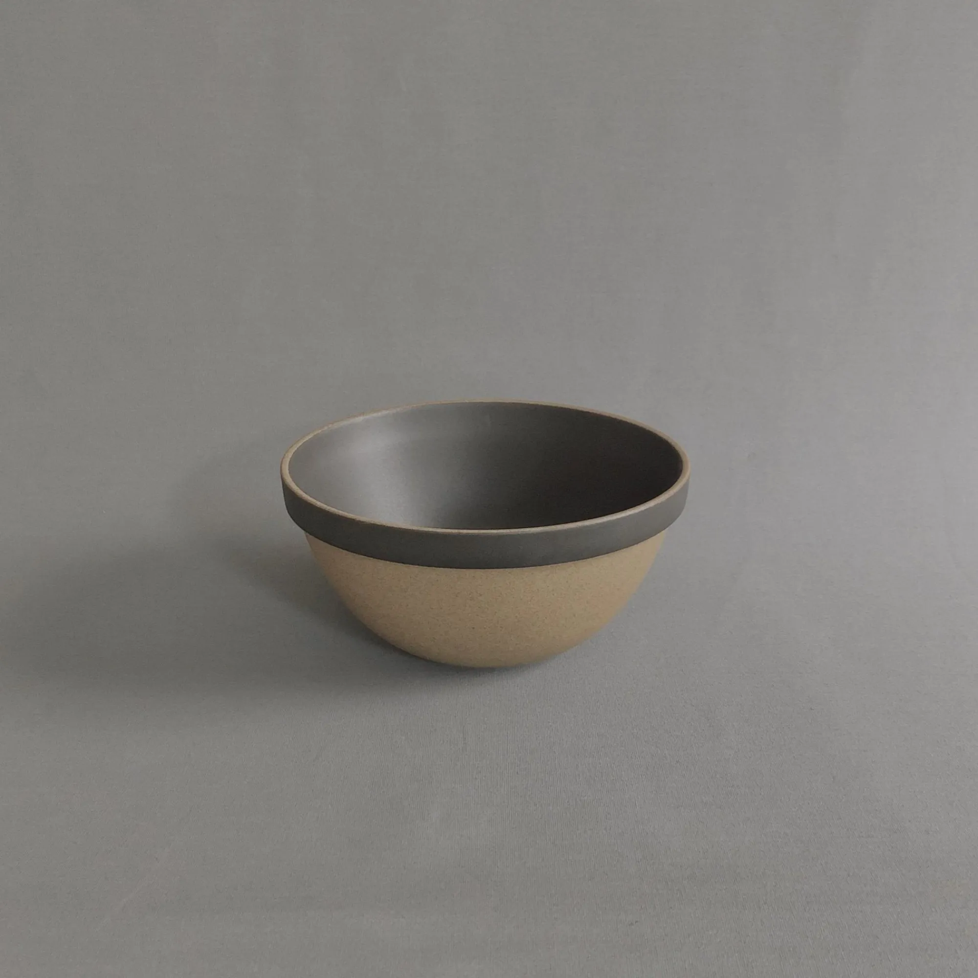 SAIKAI (Hasami) Bowl - Round*Hpb047 - Deep Round Bowl Black O 7.3/8"