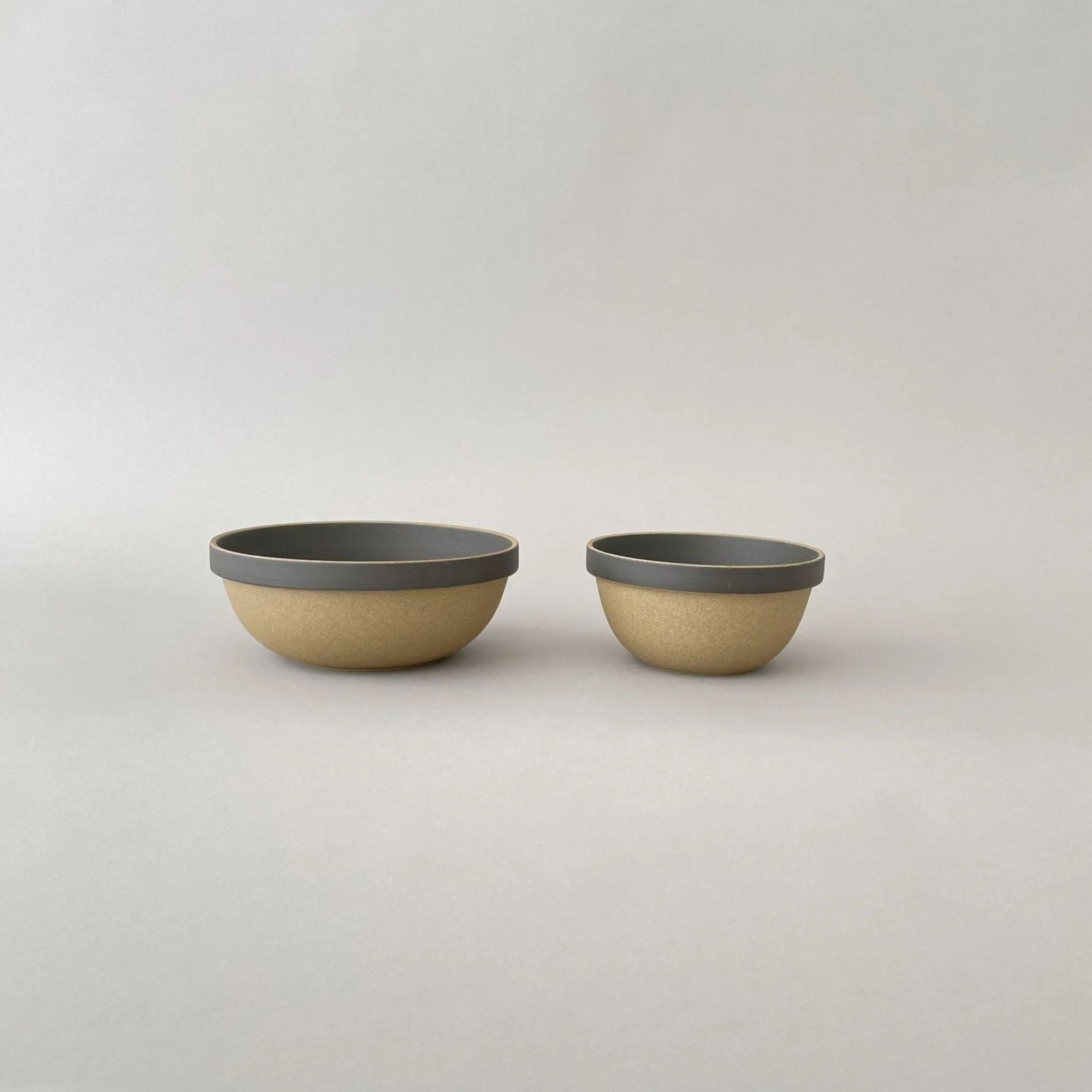 SAIKAI (Hasami) Bowl - Round*Hpb048 - Mid-Deep Round Bowl Black Small O 5.5/8"