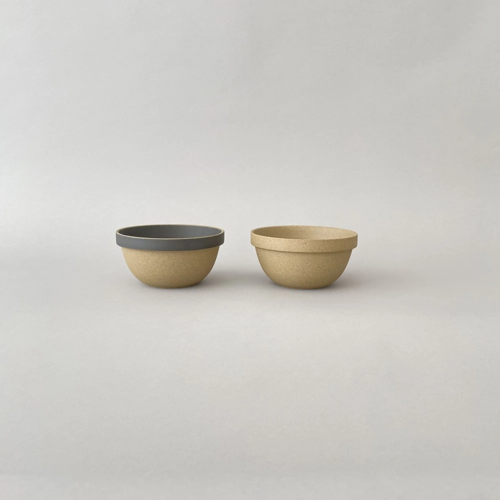 SAIKAI (Hasami) Bowl - Round*Hpb048 - Mid-Deep Round Bowl Black Small O 5.5/8"