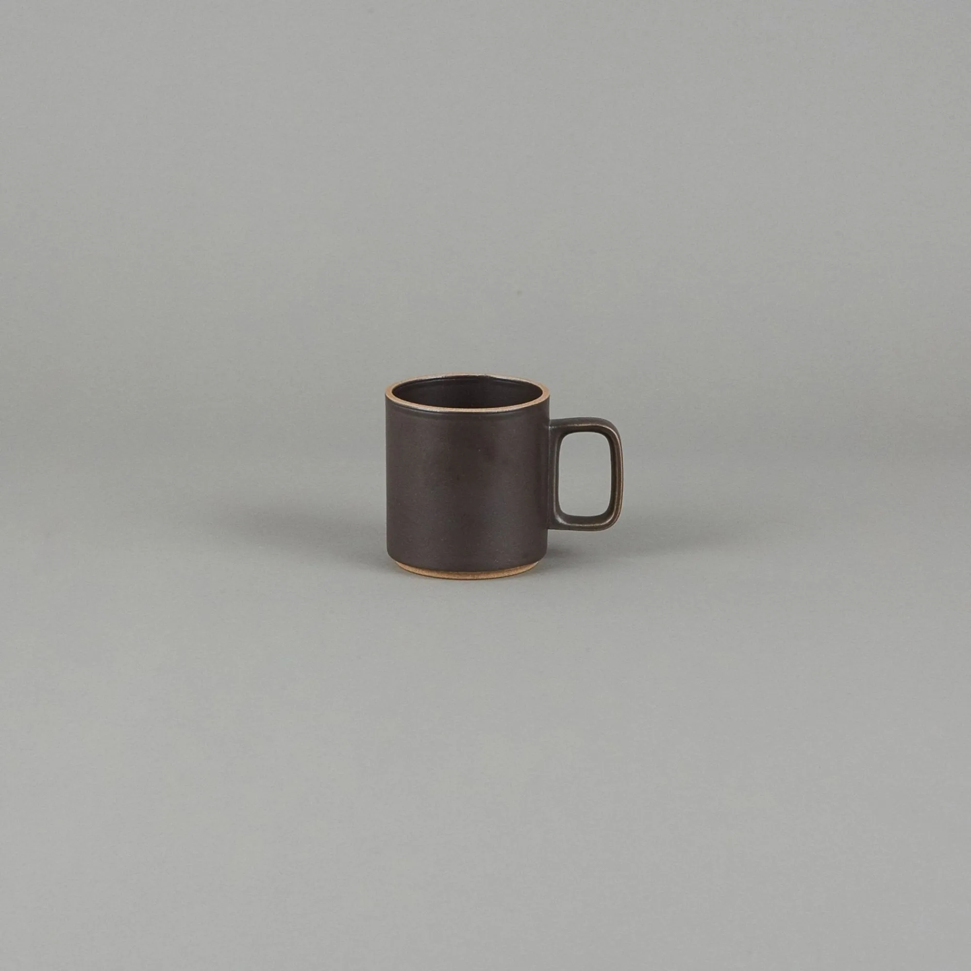 SAIKAI (Hasami) Mug*Hpb020 - Mug Black Medium O 3.3/8"