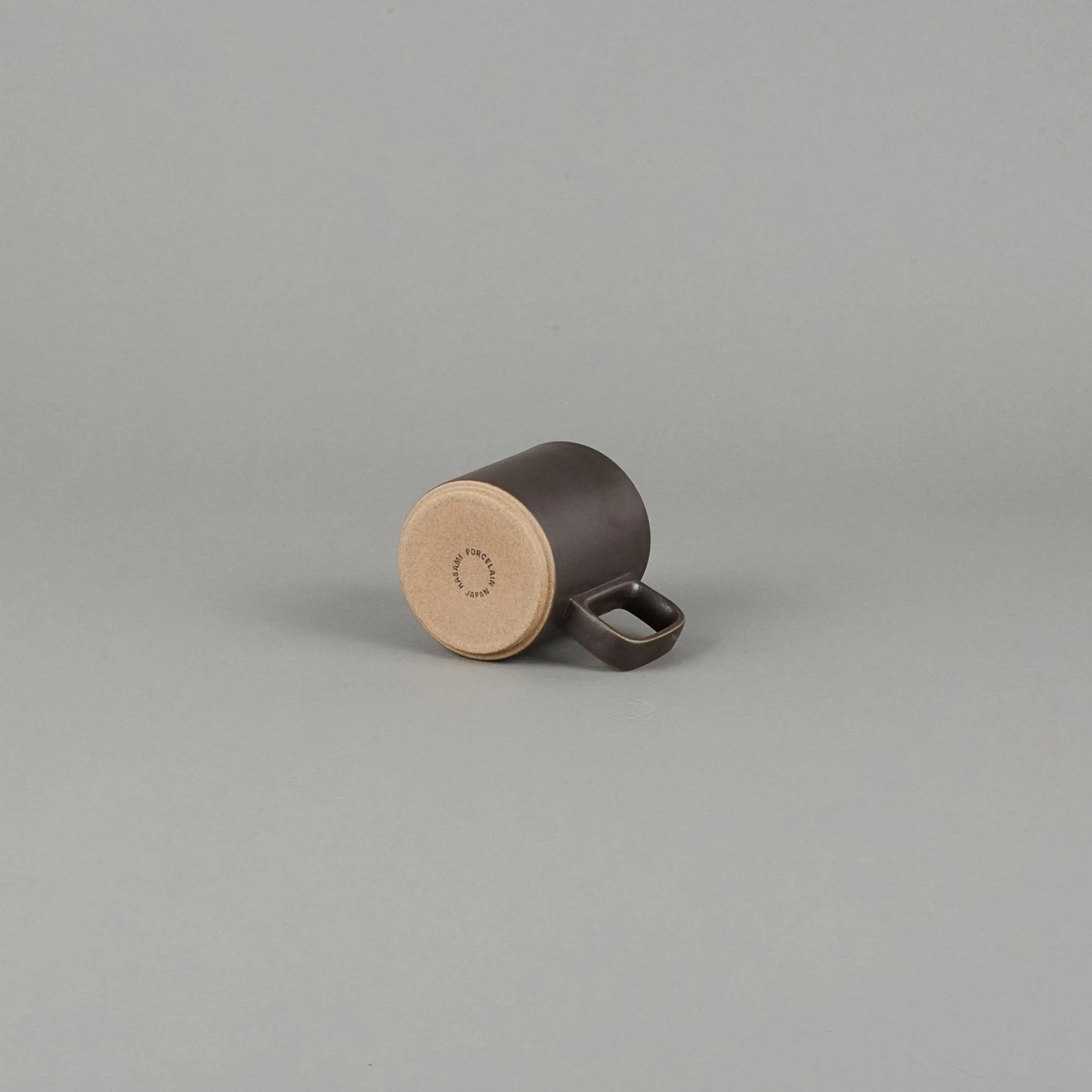 SAIKAI (Hasami) Mug*Hpb020 - Mug Black Medium O 3.3/8"
