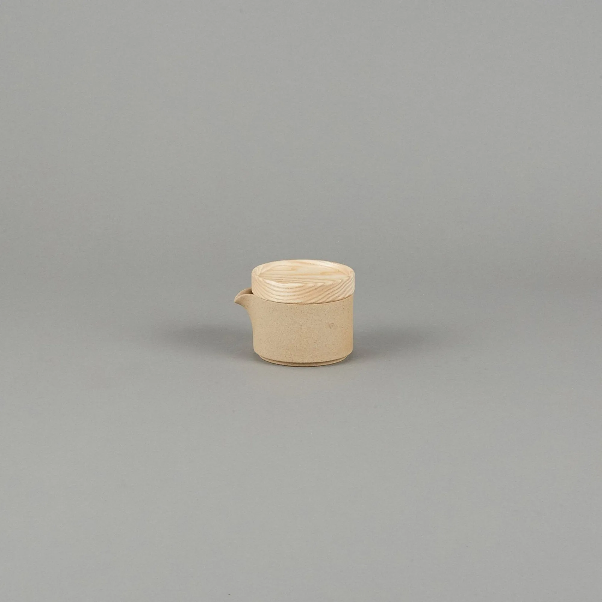 SAIKAI (Hasami) Coffee & Tea*Hpm028 - Creamer Gloss Gray O 3.3/8"