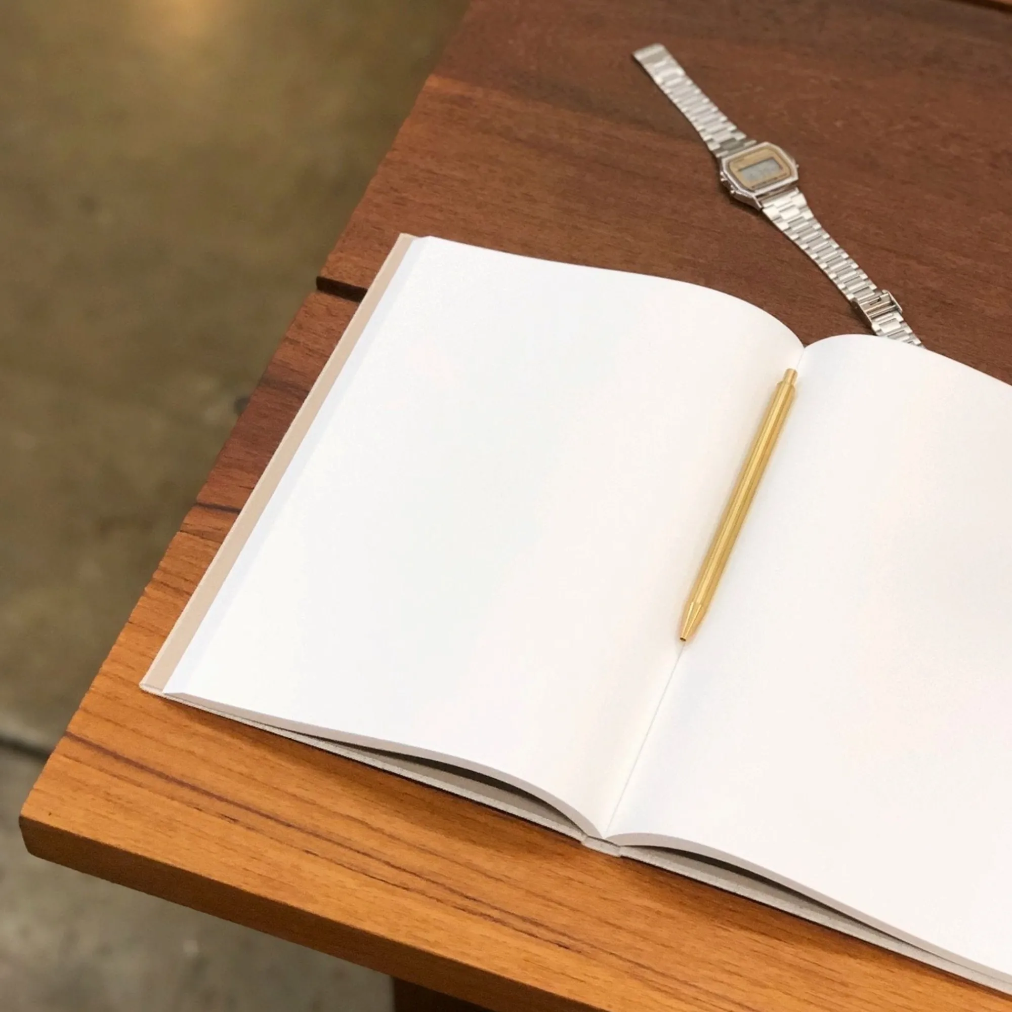 TORTOISE-yellow paper Misuzudo Office*Misuzudo B5 Notebooks