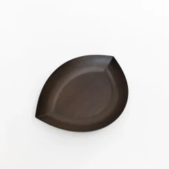 TORTOISE-yellow paper Bunaco Serving*No Waste Bunaco Leaf Shaped Plate - Black
