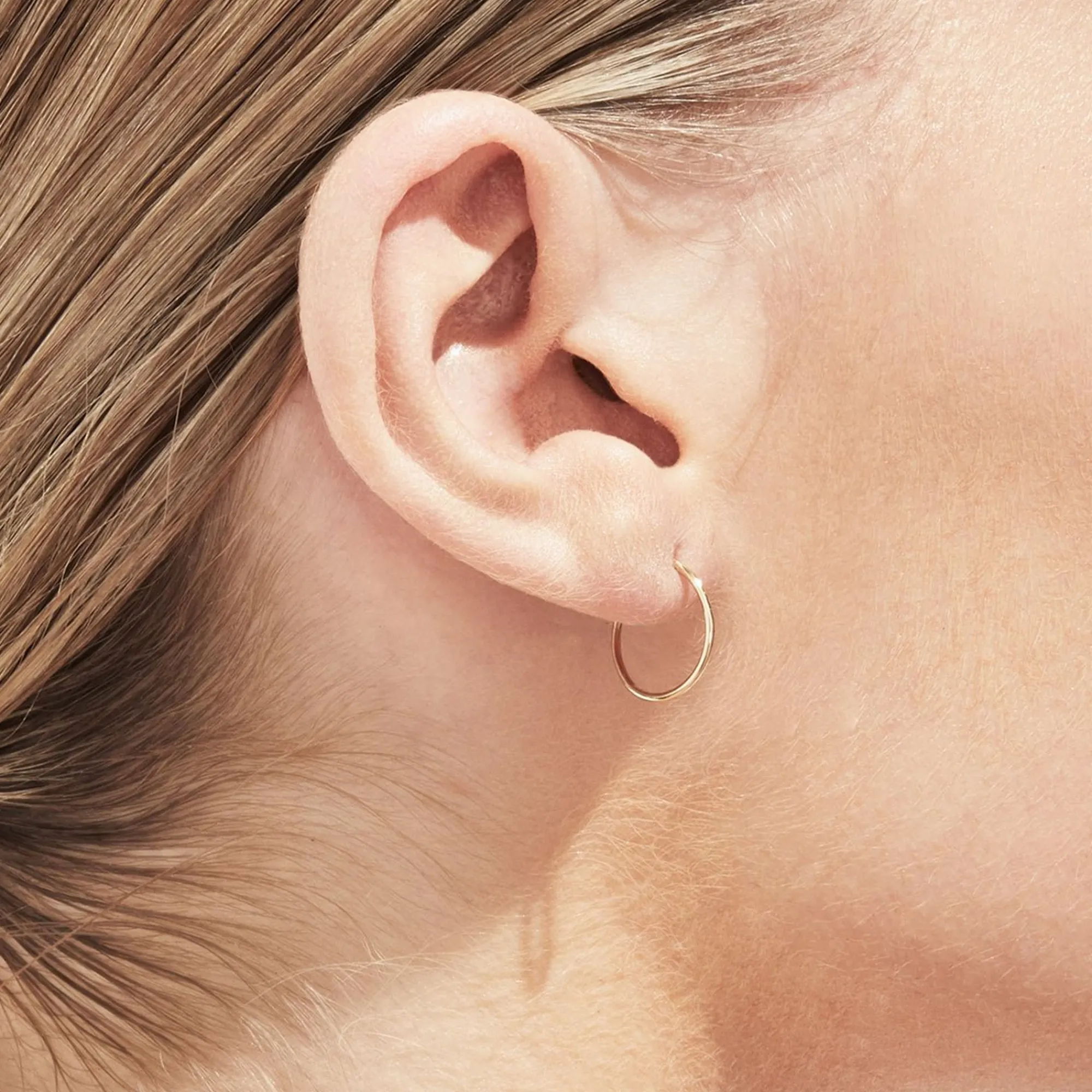 Tortoise-Shihara Jewelry*Shihara Diamond Twist Round Earring 01