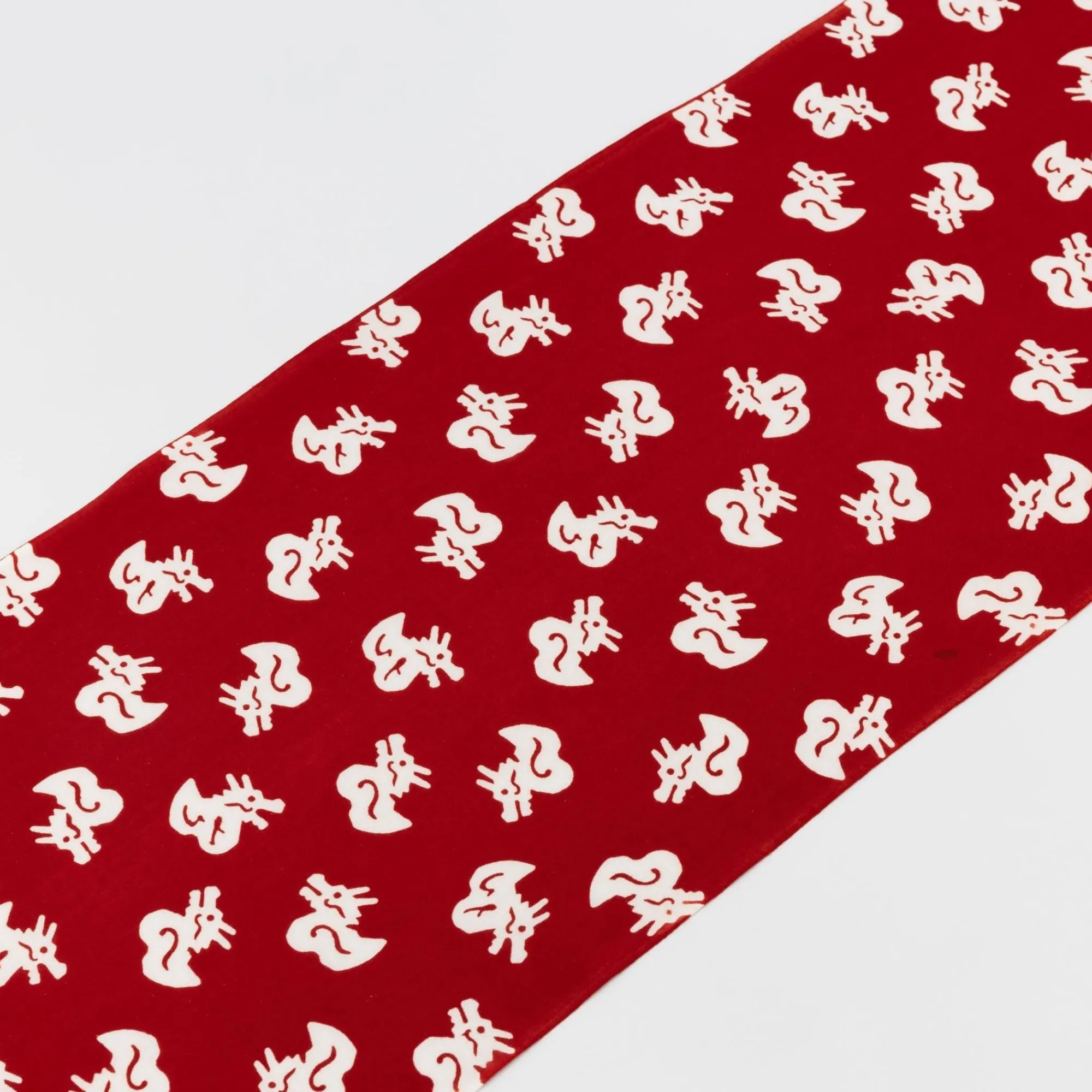 TORTOISE-Kamawanu Animals*Tenugui - Baby Dragon Red
