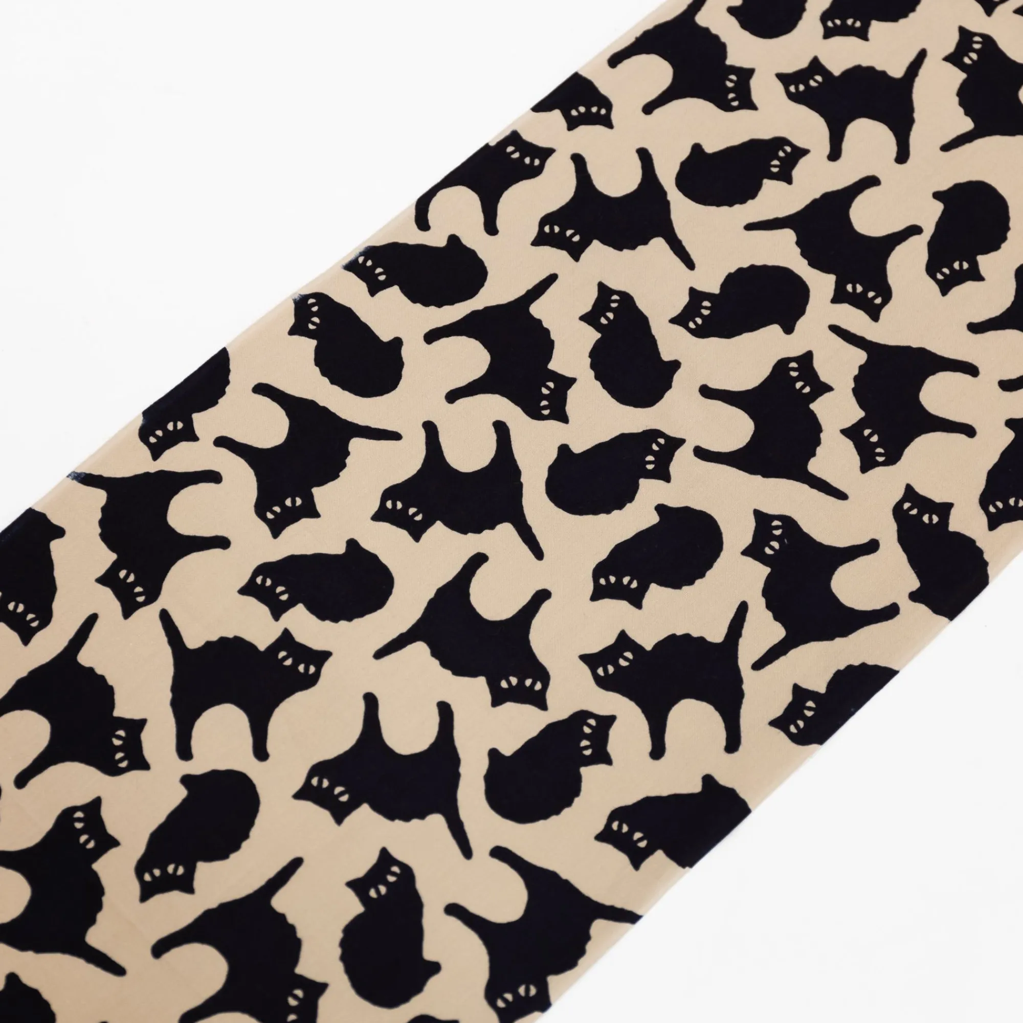 TORTOISE-Kamawanu Seasonal*Tenugui - Black Cat