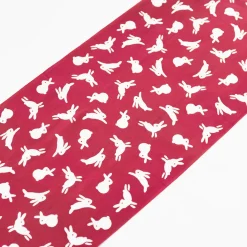 TORTOISE-Kamawanu Animals*Tenugui - Bunnies On Red