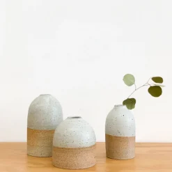 Tomoro Pottery Home Decor*Tomoro Terra Bud Vase (Medium)