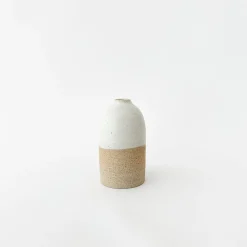 Tomoro Pottery Home Decor*Tomoro Terra Bud Vase (Small)