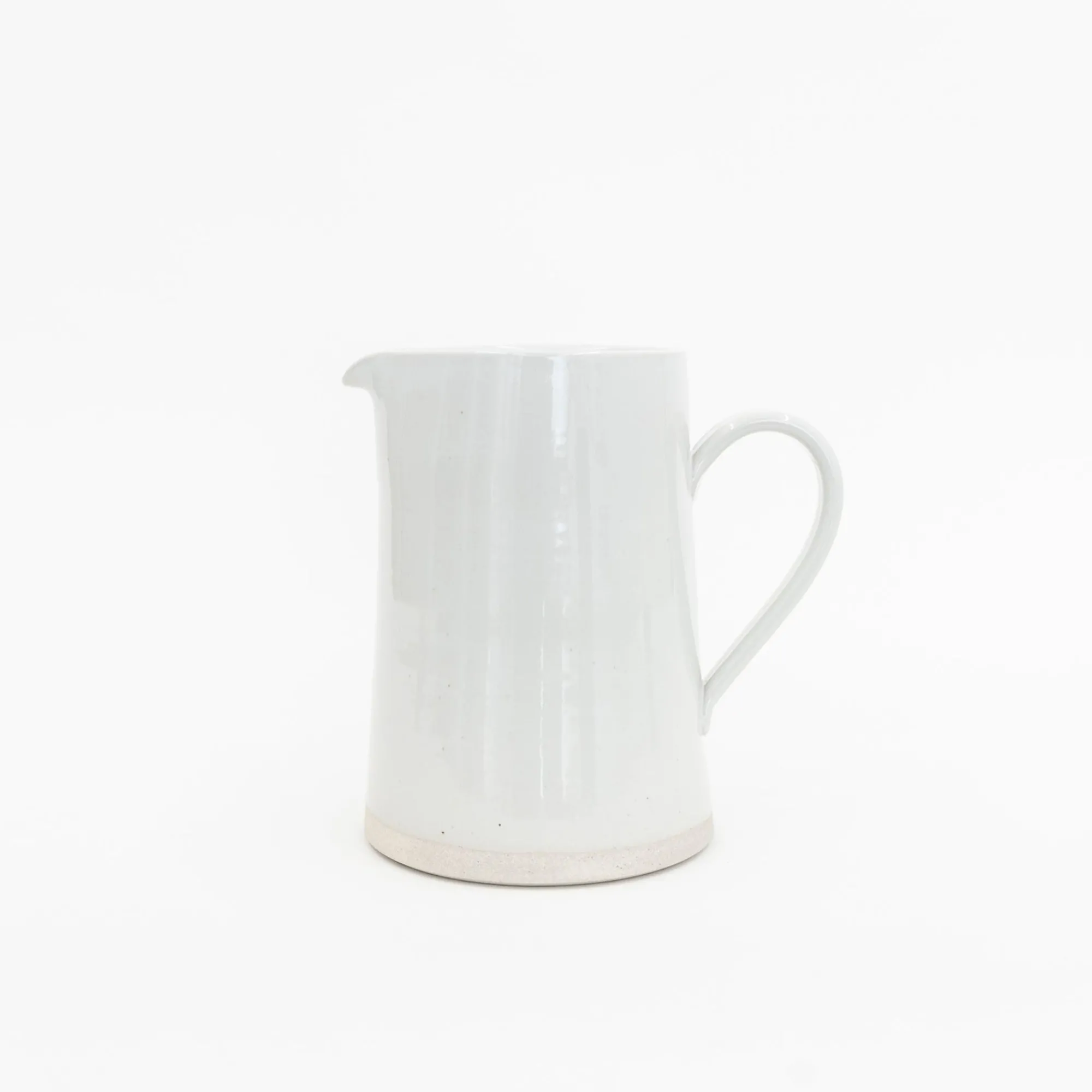WRF Storing*Pitchers — White
